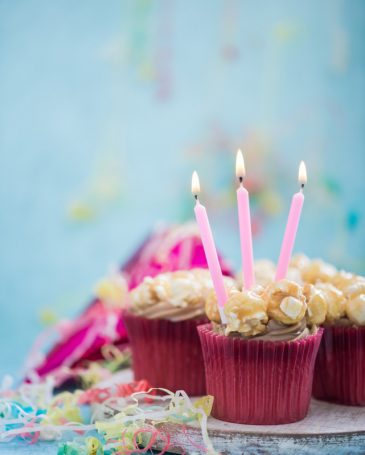 cupcake-with-birthday-candl